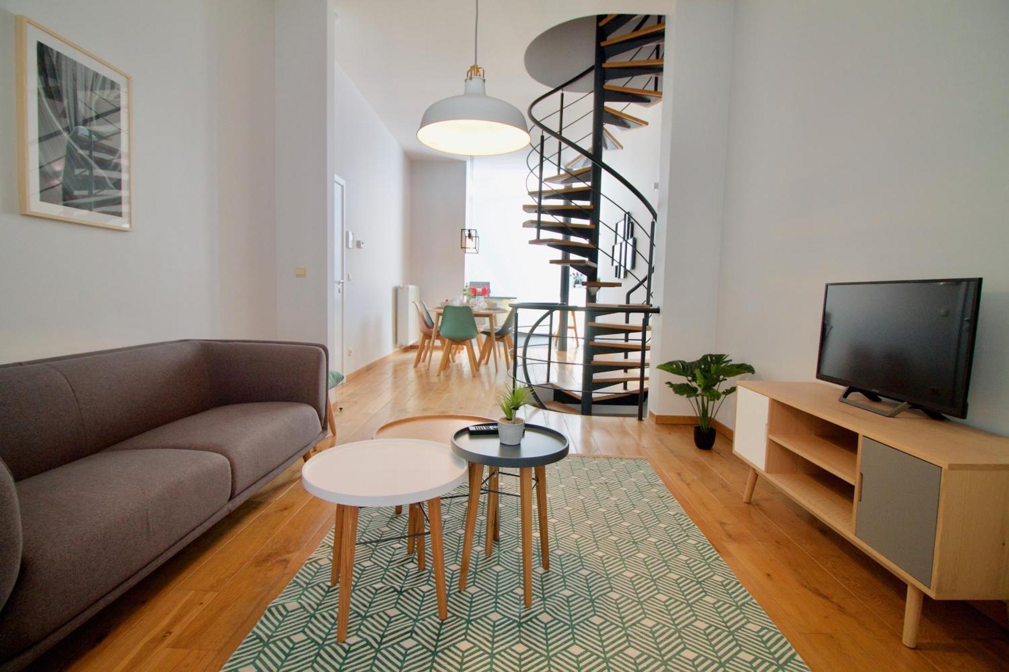 Heart Of Grand Place - Stunning 3Br Triplex Брюксел Екстериор снимка